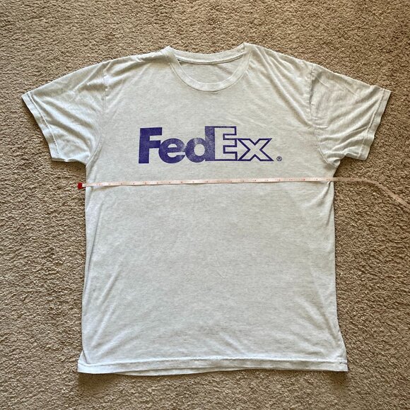 2 FedEx T-Shirts Size Large FedEx Express - Picture 14 of 15
